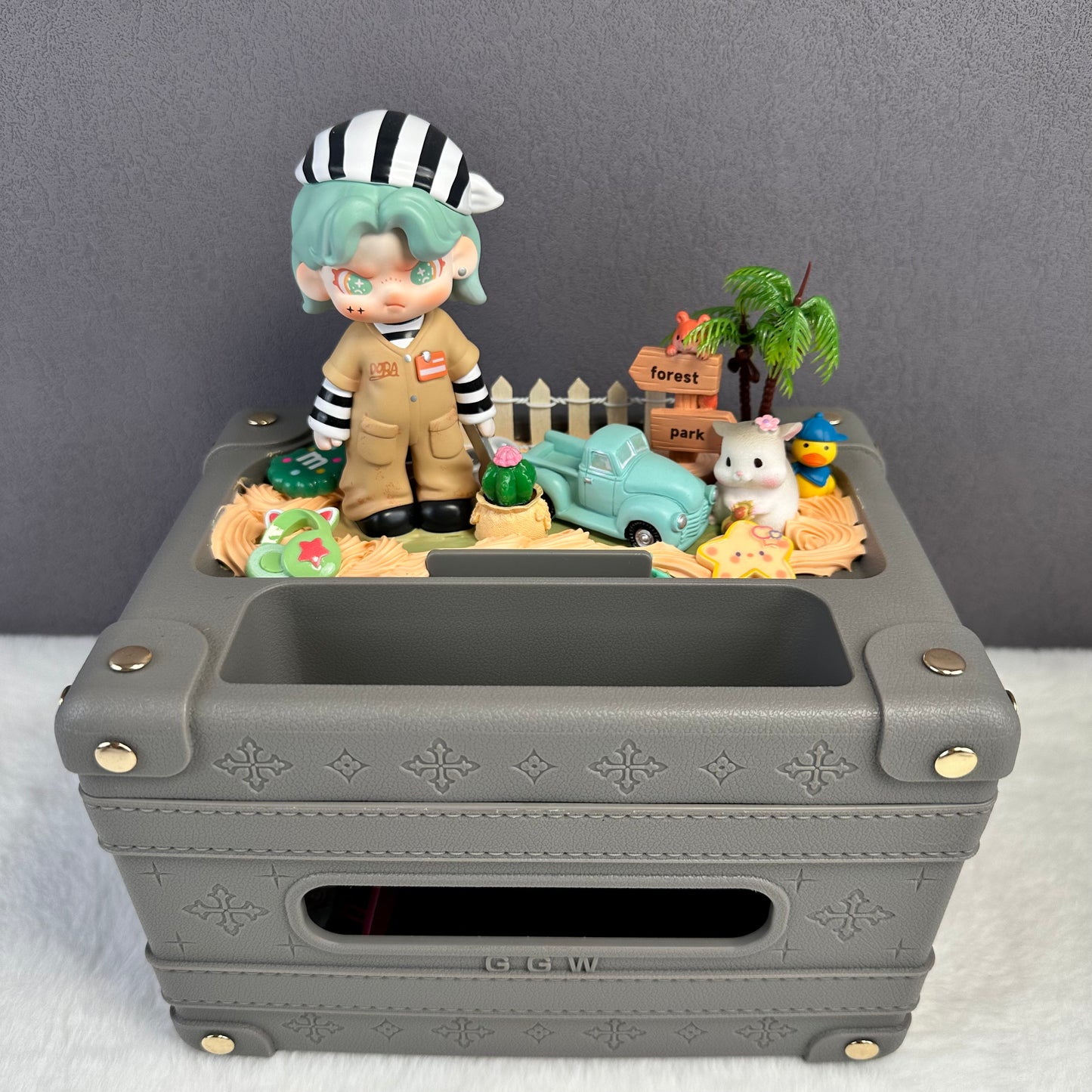 Decoden Doll Tissue Box