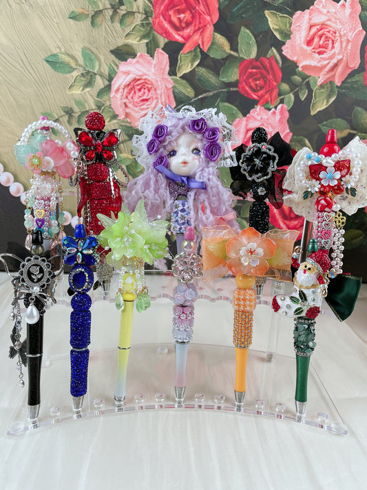 Online Picking Fancy pens （ 14 Pcs for Every Set, including a doll)